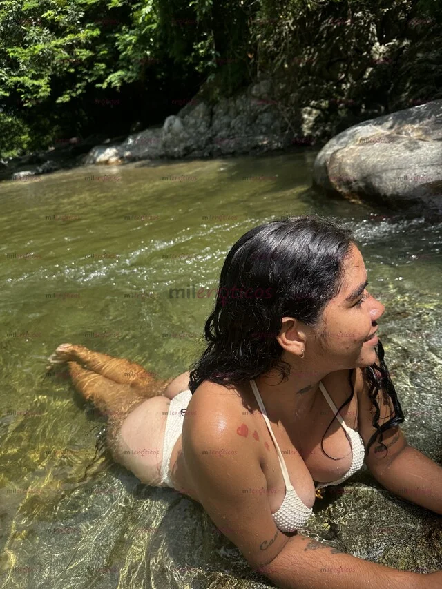 Photo 2 of Fernanda
