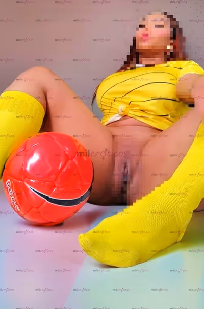 Foto de Bella Negra Voluptuosa