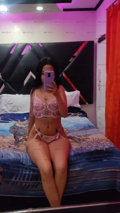 la sensual pelirroja