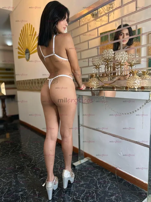 Foto de portada de anuncio de prepago Dulce María en Medellín