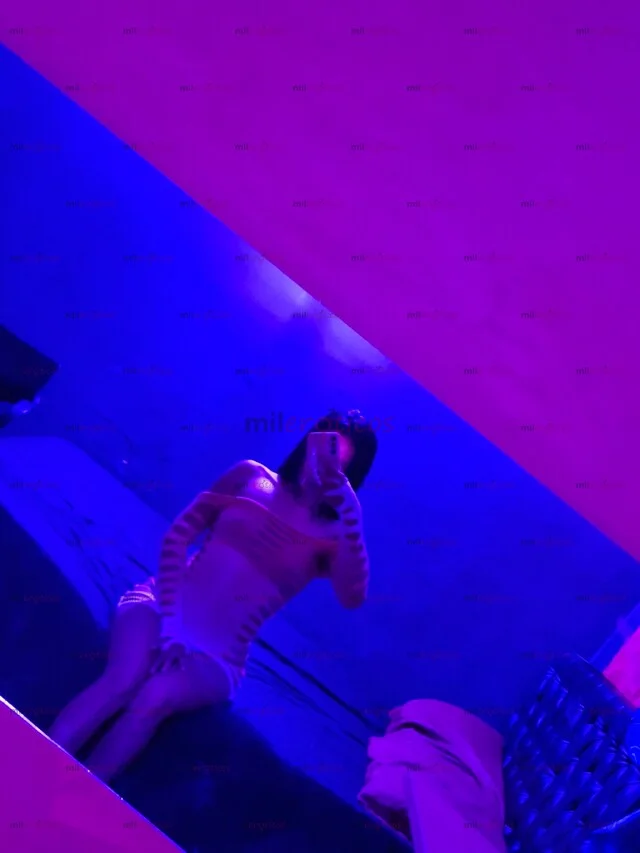 Photo 3 of Camila