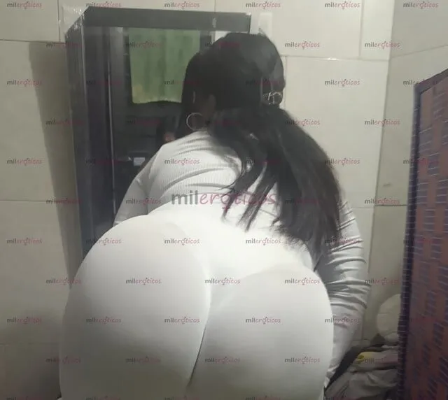 Foto de Morena Elegante
