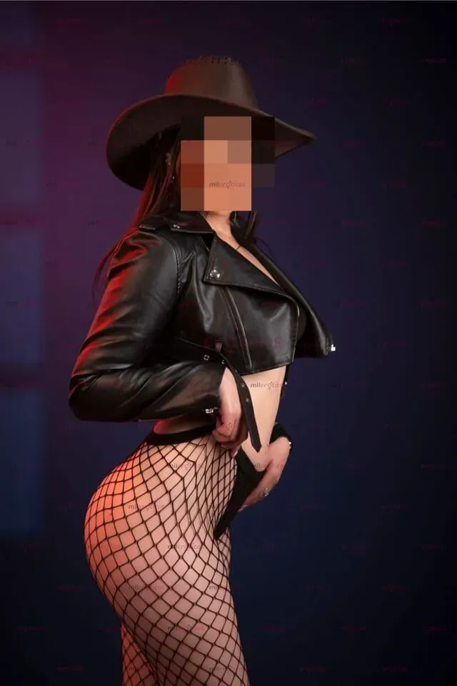 Foto de portada de anuncio de prepago Karina en Bogotá