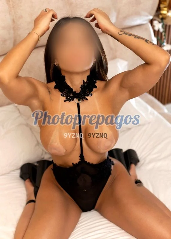 Photo 3 of Mia Torres