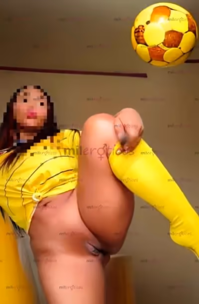 Foto de Bella Negra Voluptuosa