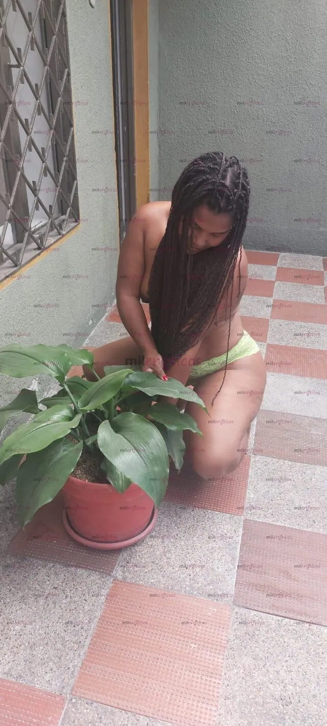 Foto número 2: Esta imagén muestra el cuerpo de una prepago en Colombia