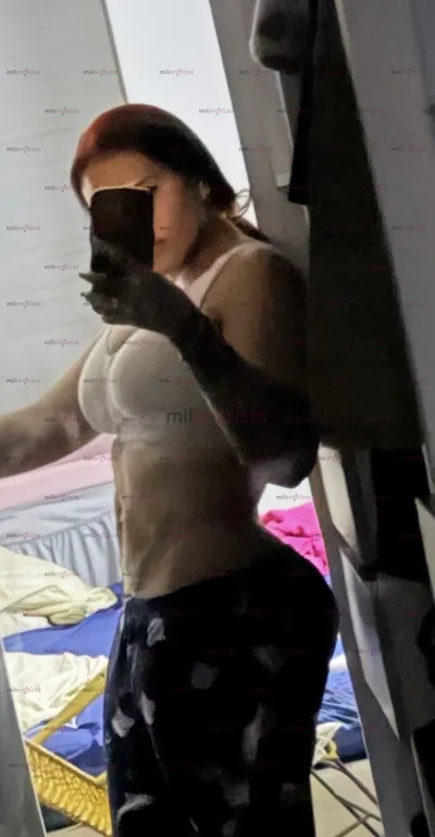Karla Bombones
