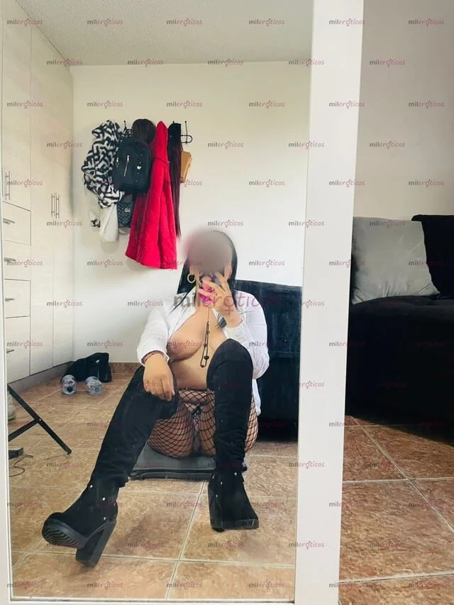 Photo 4 of Karina