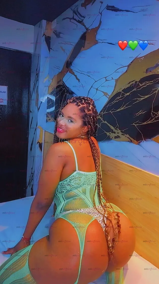 Foto de Espectacular Mujer Negra