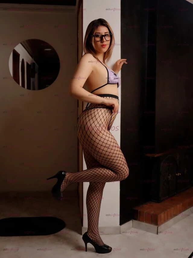 Photo 3 of Megan