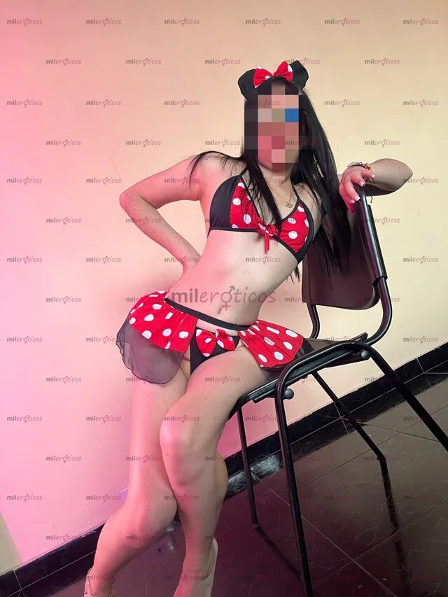 Photo 9 of Linda
