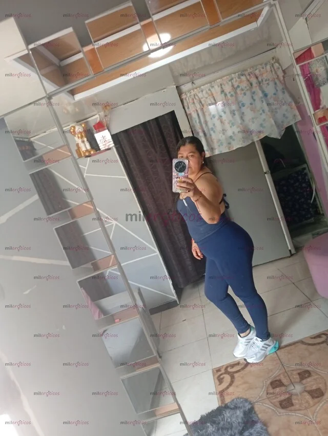 Foto 1 de Morena Caderona