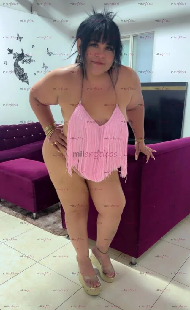 Photo 10 of Raquel