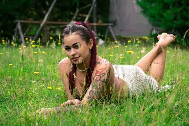 Foto número 8: Esta imagén muestra el cuerpo de una prepago en Colombia