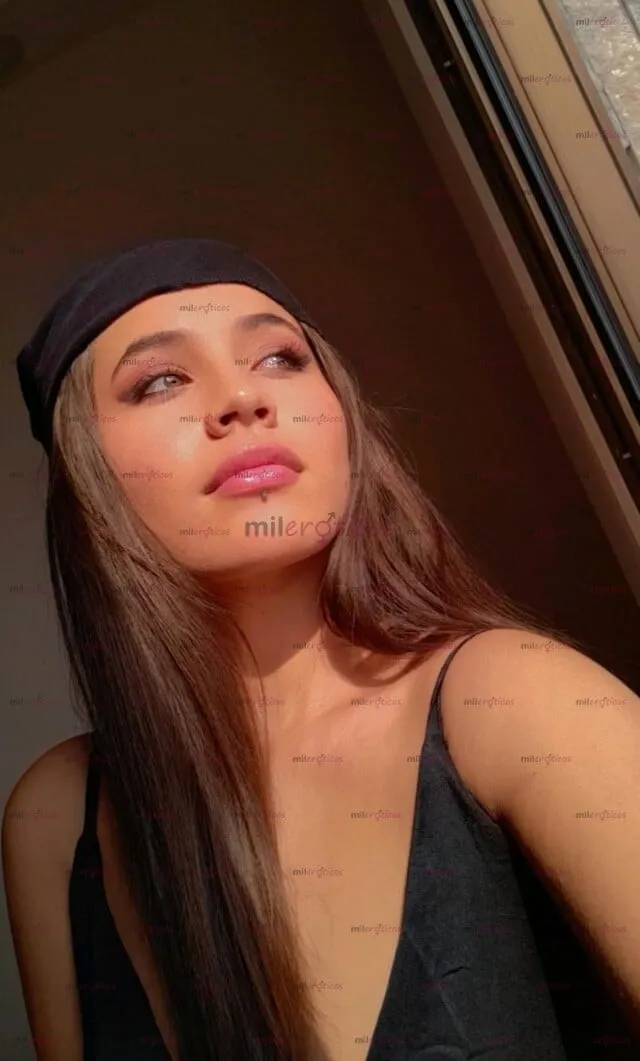 Foto de portada de anuncio de prepago Mónica en Cali