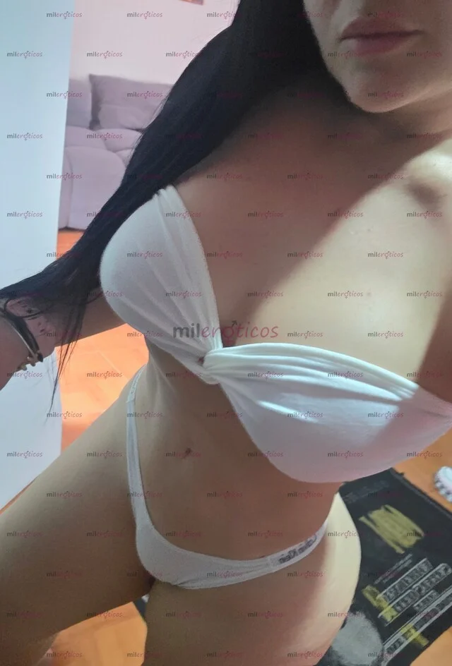 Photo 41 of Luciana
