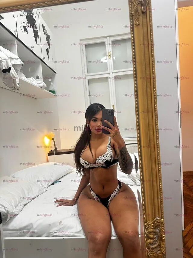 Foto de portada de anuncio de prepago Zahara en Medellín